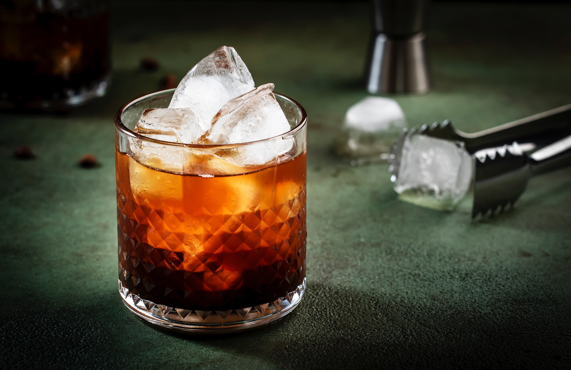 Black Russian cocktail recipe-image