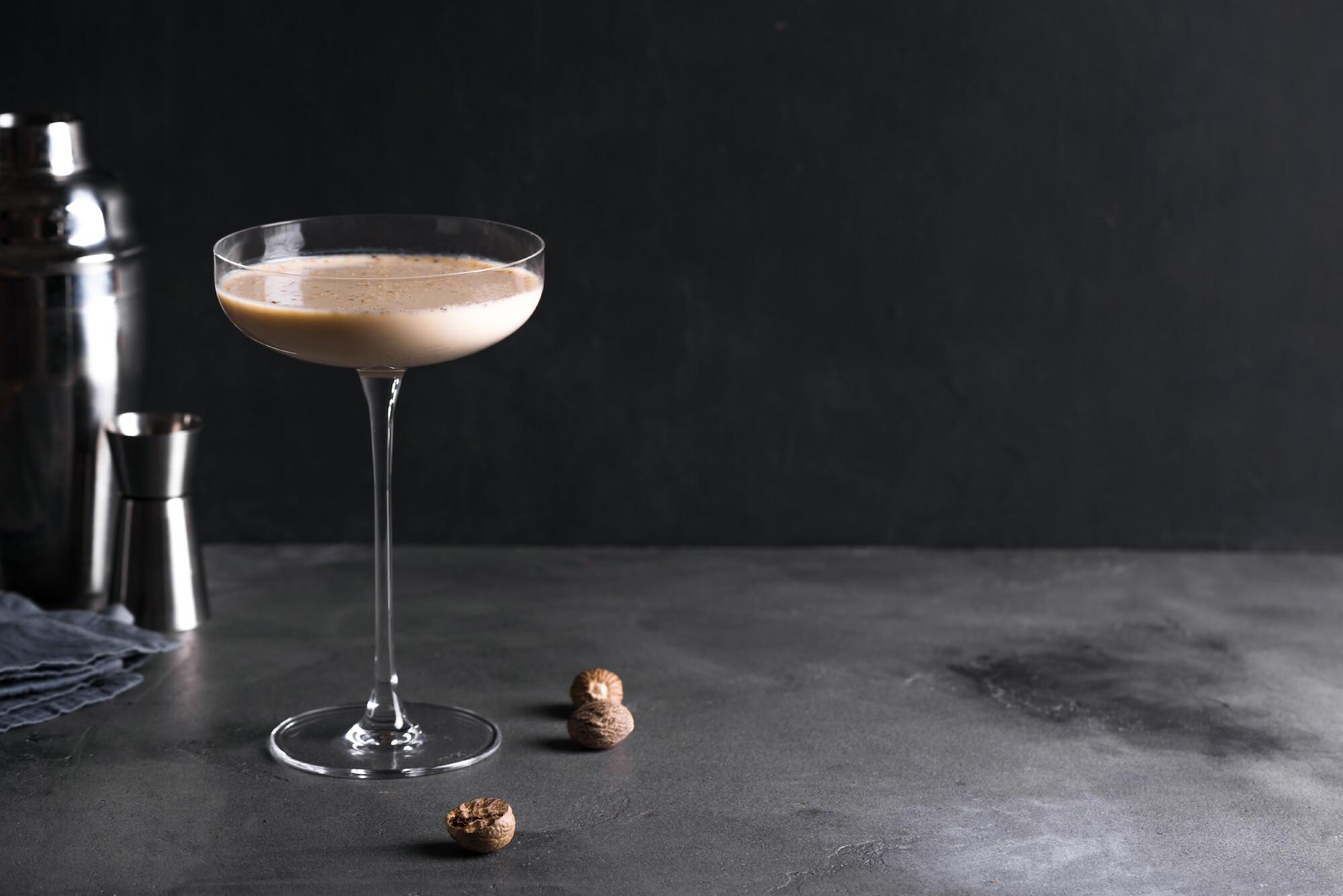 Brandy Alexander cocktail recipe-image
