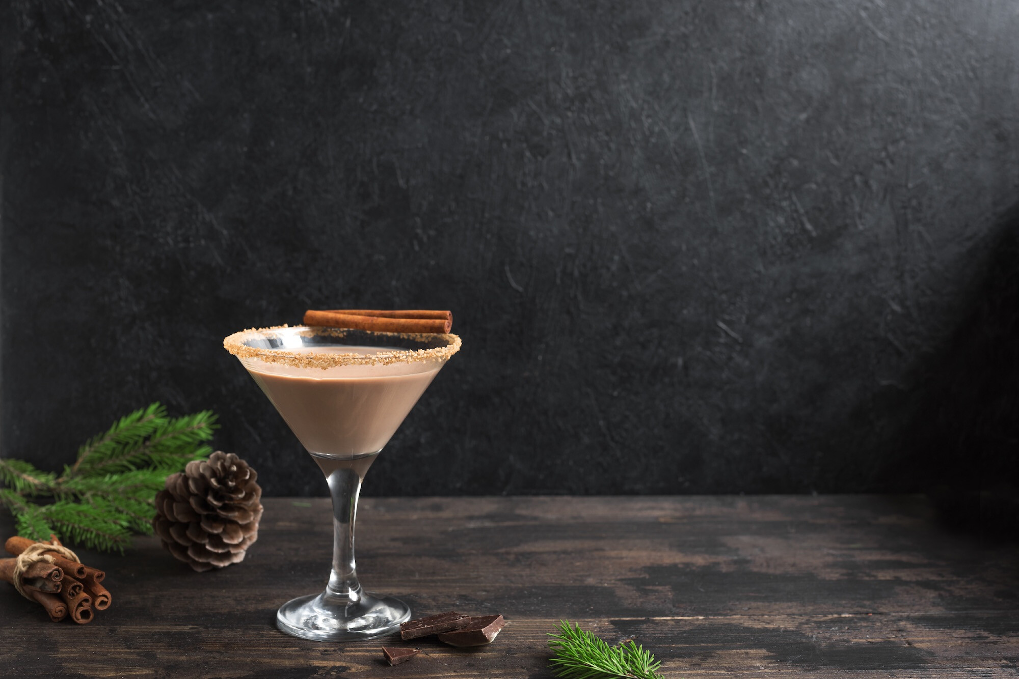 Christmas candy cocktail recipe-image