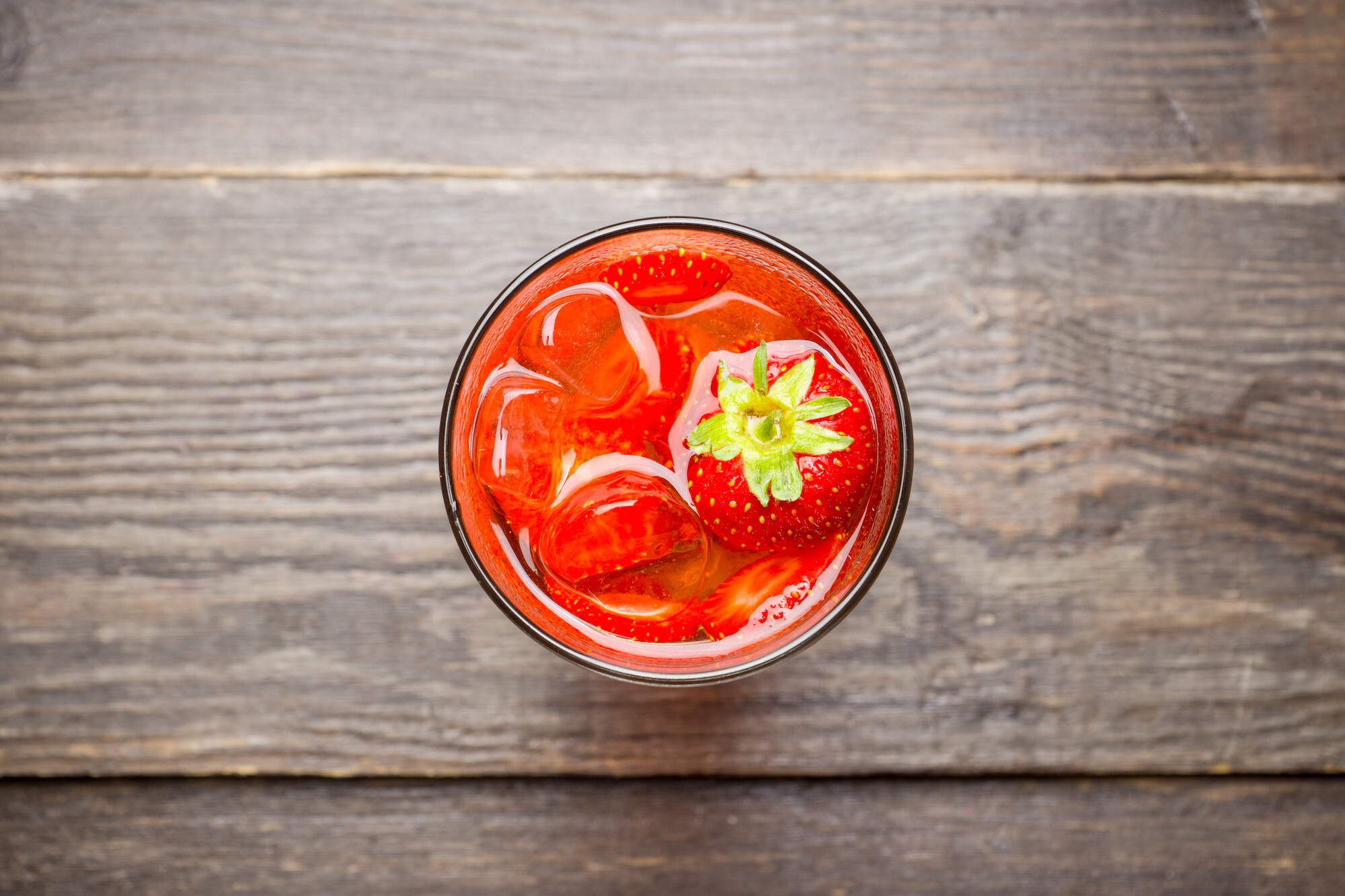 Strawberry Woo Woo cocktail recipe-image