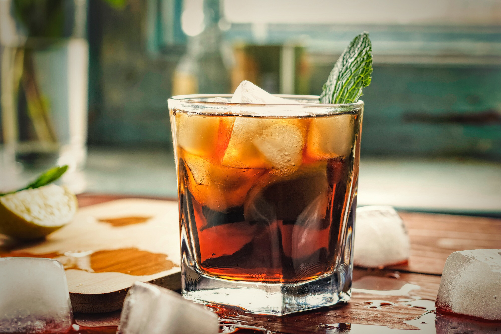 Mr Manhattan cocktail recipe-image