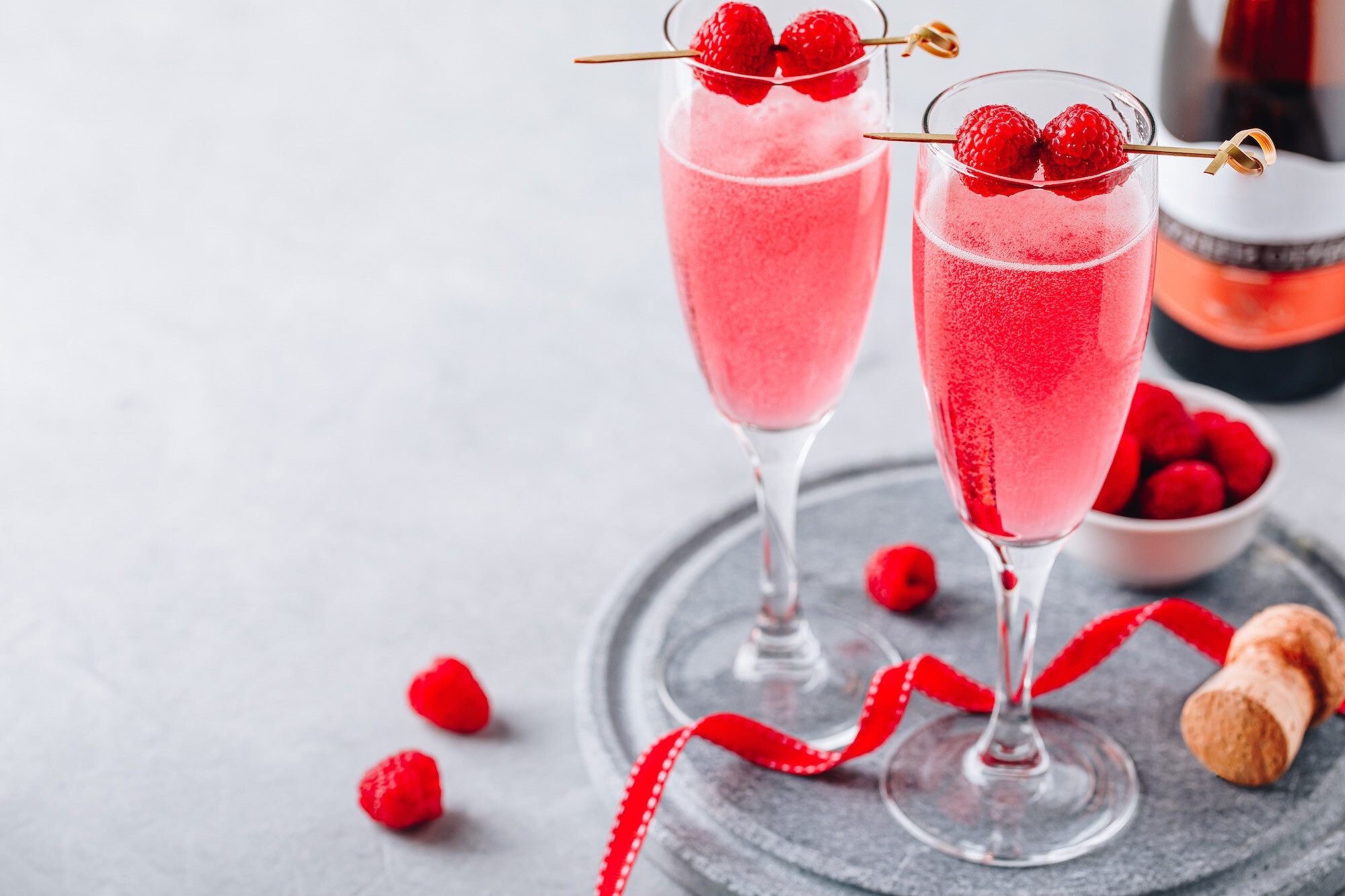 Chambord &amp; Champagne cocktail recipe-image