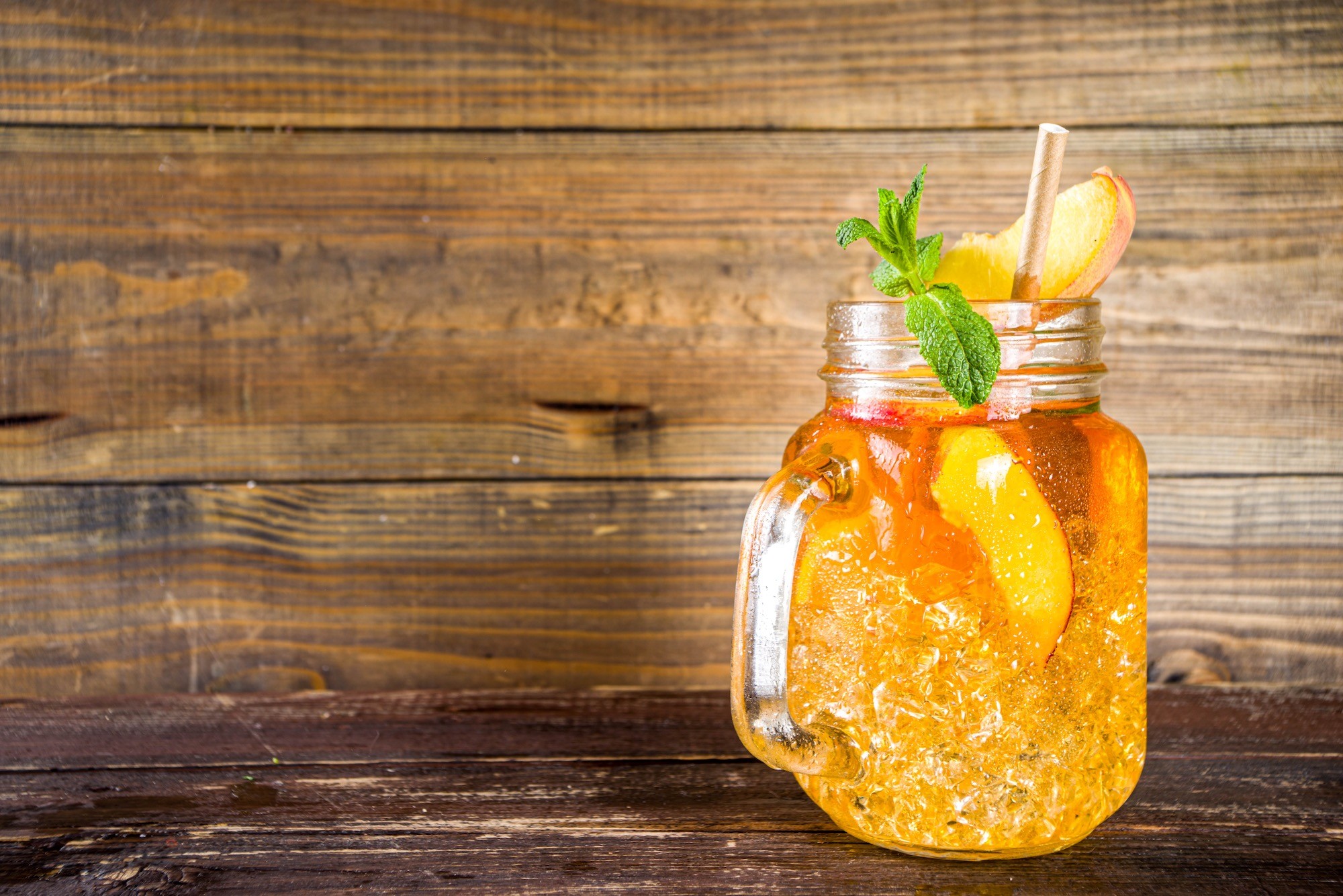 Peach Ginger Smash cocktail recipe-image