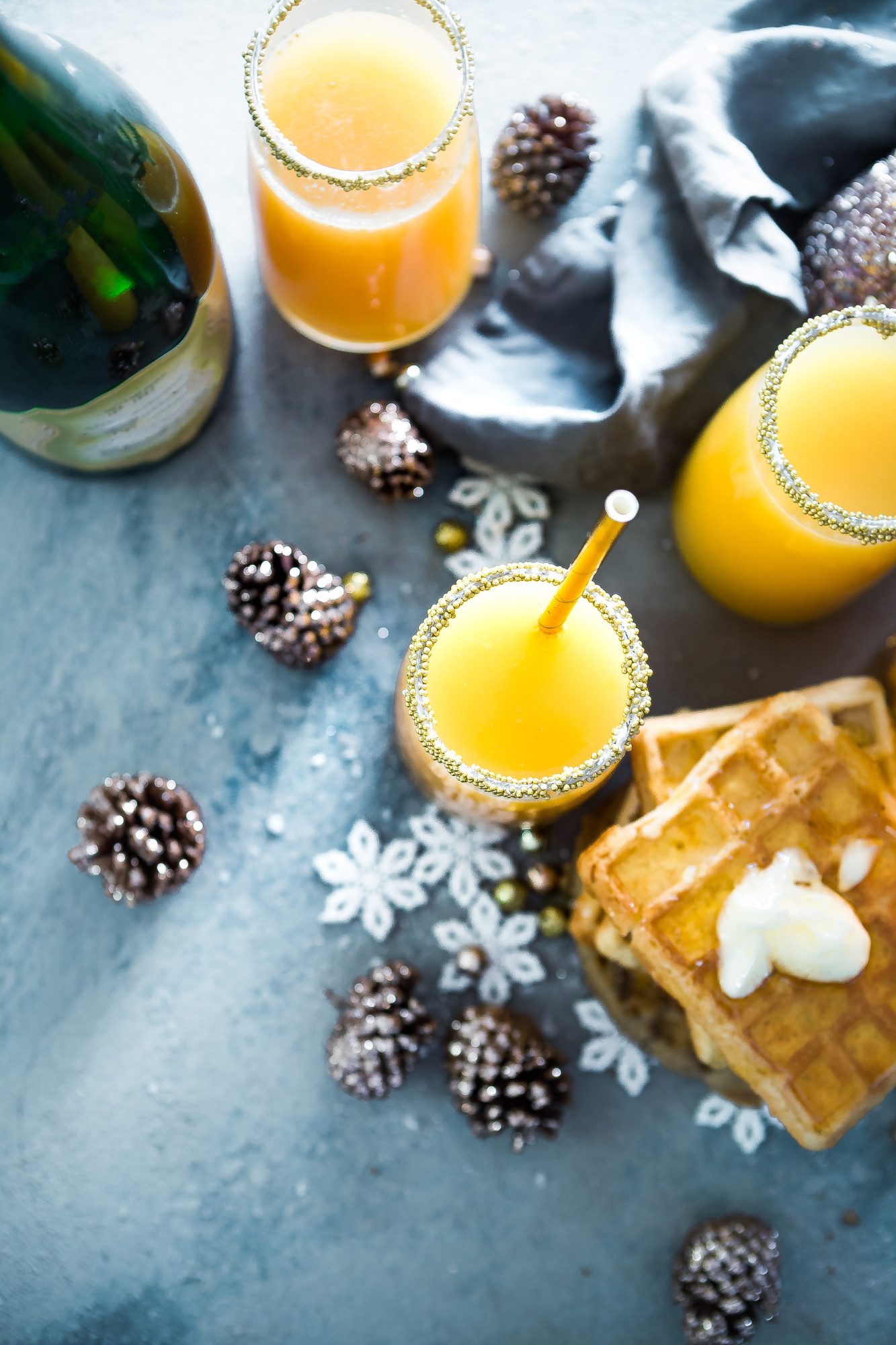 Christmas snowball cocktail recipe-image