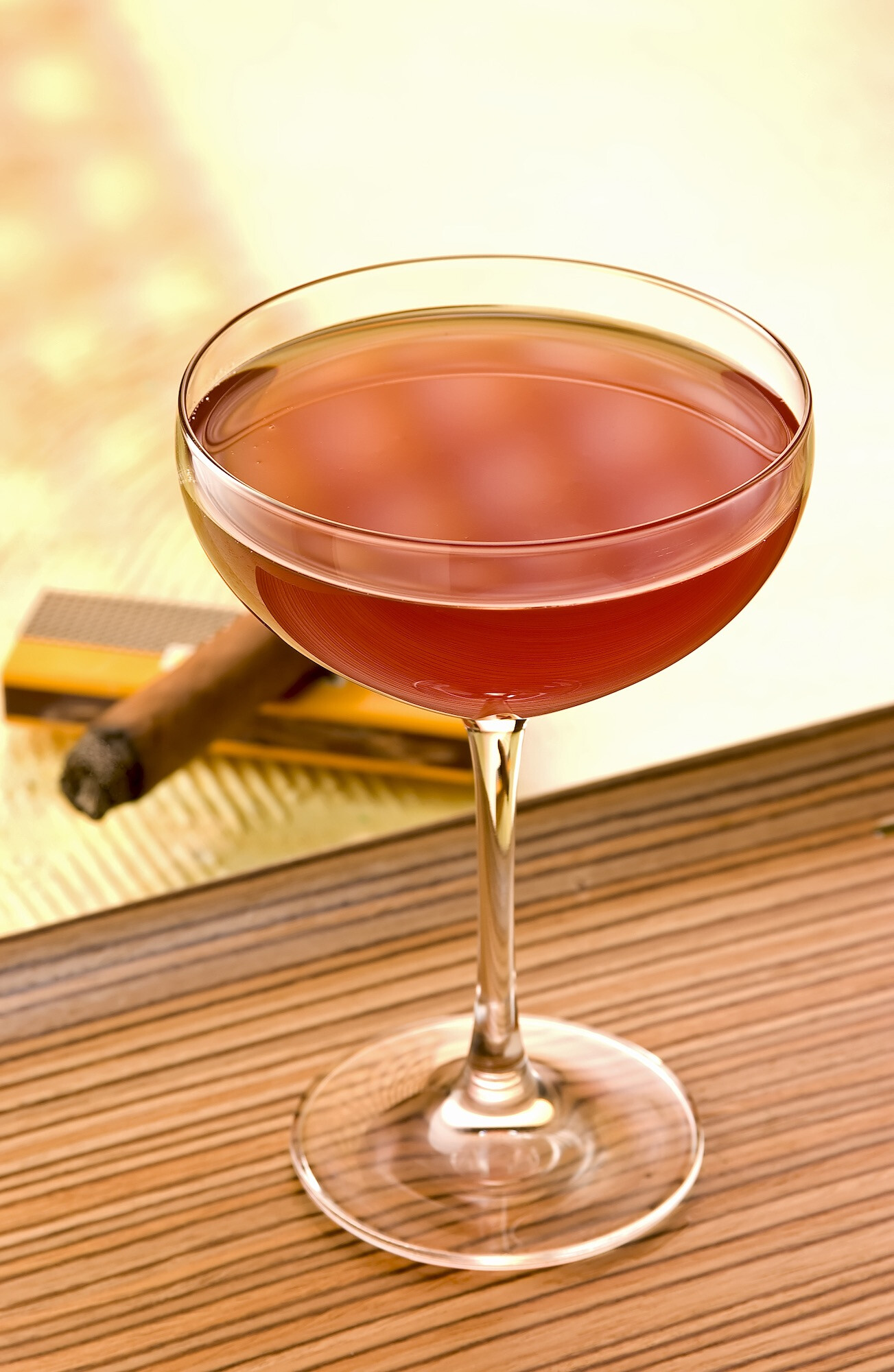 El Presidente cocktail recipe-image